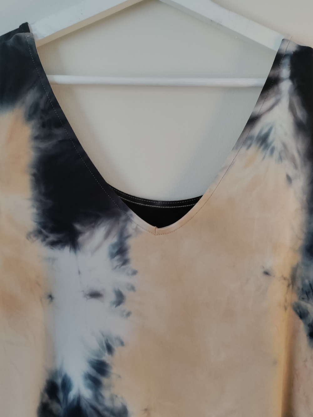 Nina Leonard Sleeveless Tie Dye Midi Dress / Size Medium - Picture 10 of 13